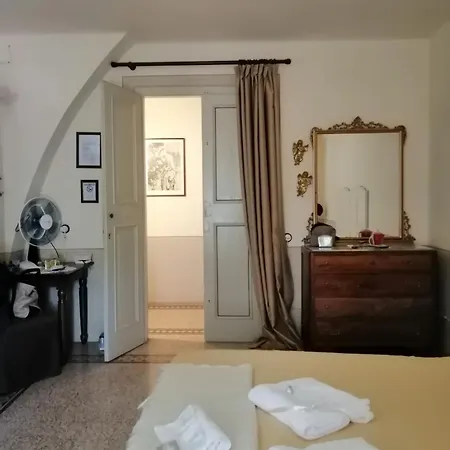 Evelina Bed & Breakfast *